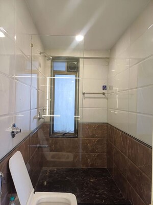 Bathroom in 5 BHK Apartment at DLH Sorrento, Veera Desai Road – for Sale
