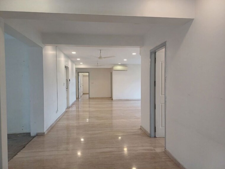 Room, dlh-sorrento 5 Bedroom 2200 Sq.Ft. Apartment In Veera Desai Road Mumbai 10679597