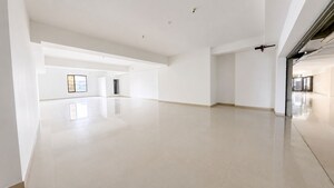 Room in  Office Space in IT/SEZ at Cosmos Jewels, Ghodbunder Road – for Rent