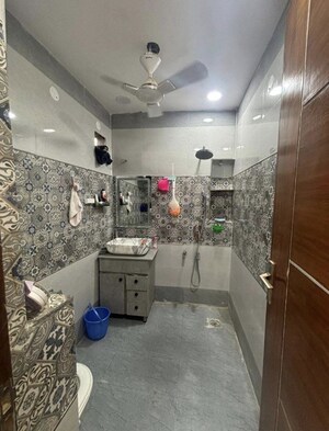 Team Area in  Builder Floor at Rajouri Garden – for Rent