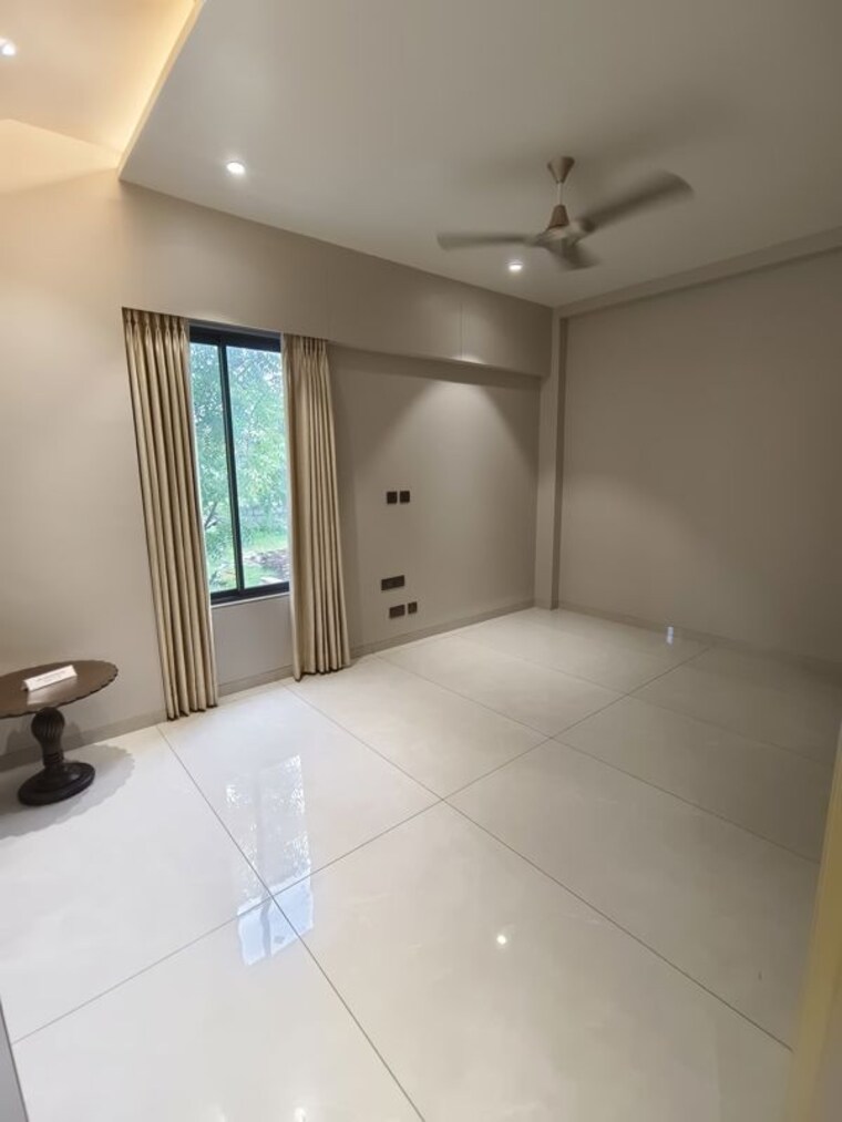 Room, waghodia road 4 Bedroom 1215 Sq.Ft. Villa In Waghodia Road Vadodara 10665710