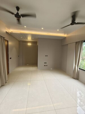Room in 4 BHK Villa at Waghodia Road – for Sale