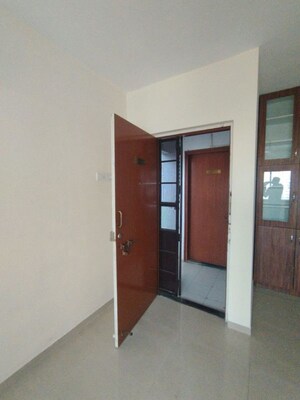 Room in 2 BHK Apartment at Prime Rose Apartment, Baner – for Rent