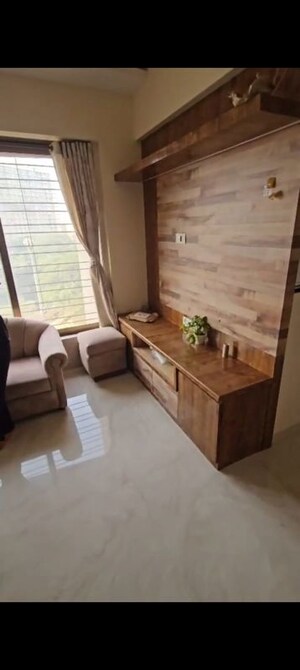 2 BHK Apartment For Rent in Prakriti Towers, Goregaon East