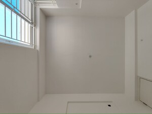 Room in 2 BHK Apartment at Mana Macasa Emerald, Choodasandra – for Sale