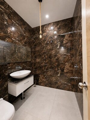 Bathroom in 5 BHK Apartment at Milton Tower, Vip Road – for Sale