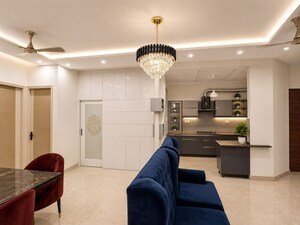 Team Area in 5 BHK Apartment at Milton Tower, Vip Road – for Sale