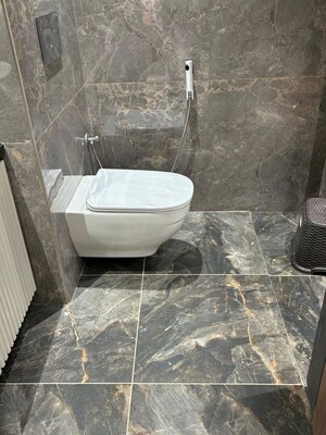 Bathroom in 5 BHK Apartment at Homeland Global Park CP Atelier, Industrial Area – for Rent
