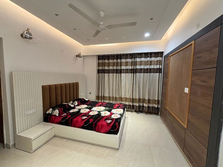 Bedroom, homeland-global-park-cp-atelier 5 Bedroom 3600 Sq.Ft. Apartment In Industrial Area Mohali 10679735