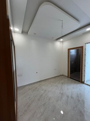 2 BHK Builder Floor For Sale in Aman Vihar