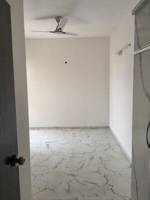 Room in 2 BHK Apartment at Pivotal Riddhi Siddhi, Sector 99 – for Rent