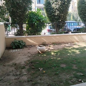 3 BHK Builder Floor For Rent in Emaar MGF Emerald Hills, Sector 65