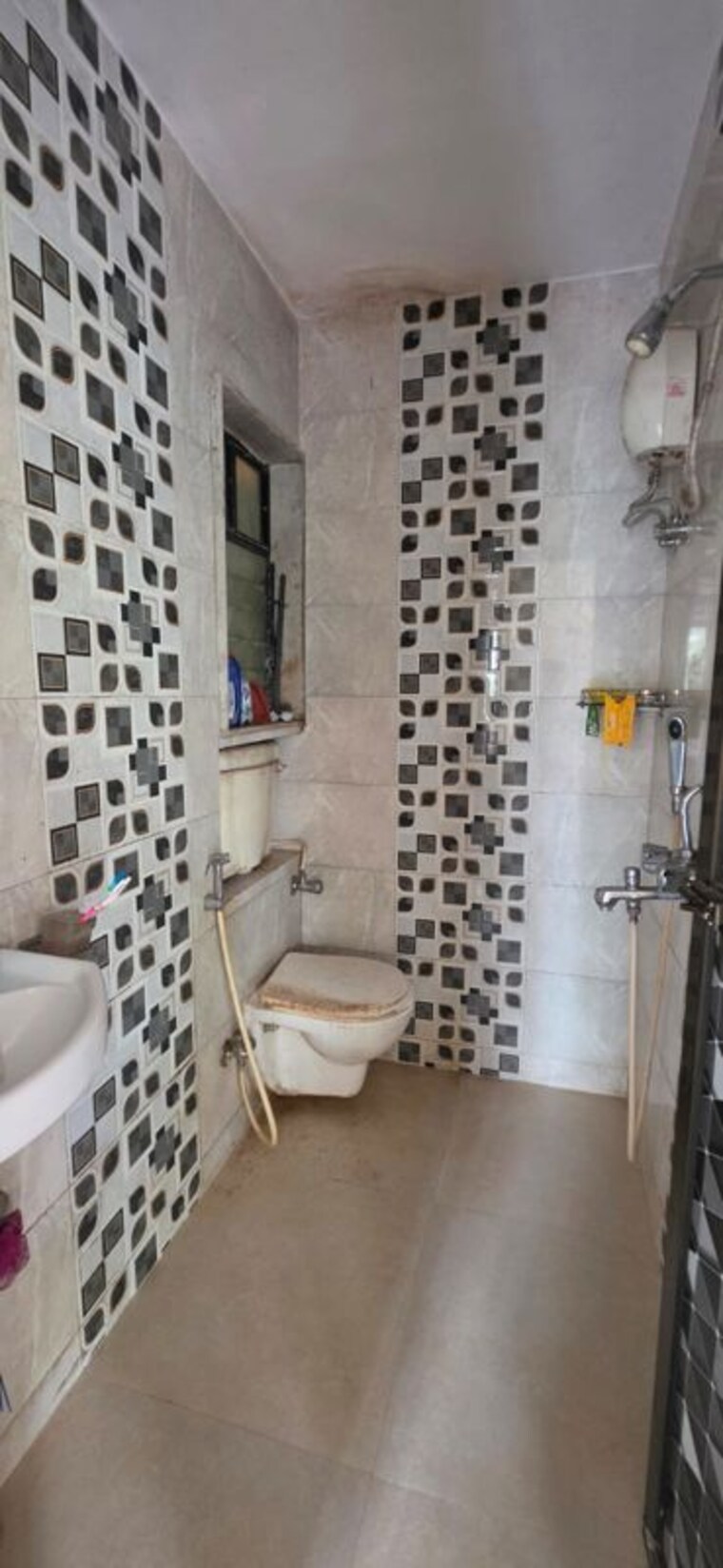 Bathroom, evershine-millenium-paradise 1 Bedroom 480 Sq.Ft. Apartment In Kandivali East Mumbai 10679761