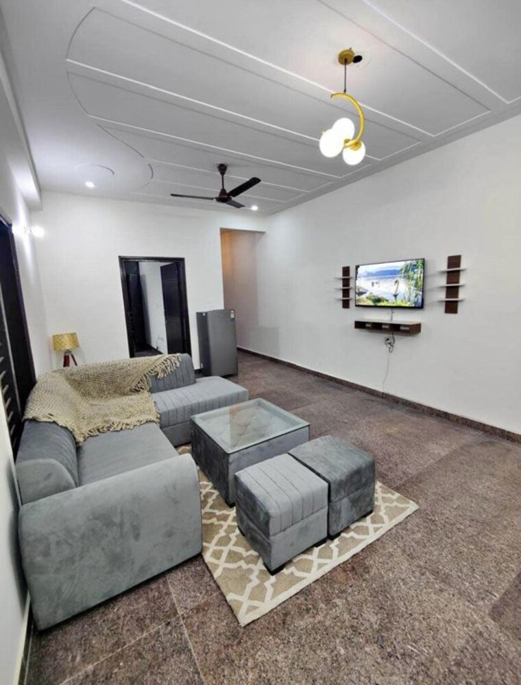 Bedroom, ramesh nagar 2 Bedroom 100 Sq.Yd. Builder Floor In Ramesh Nagar Delhi 10679774