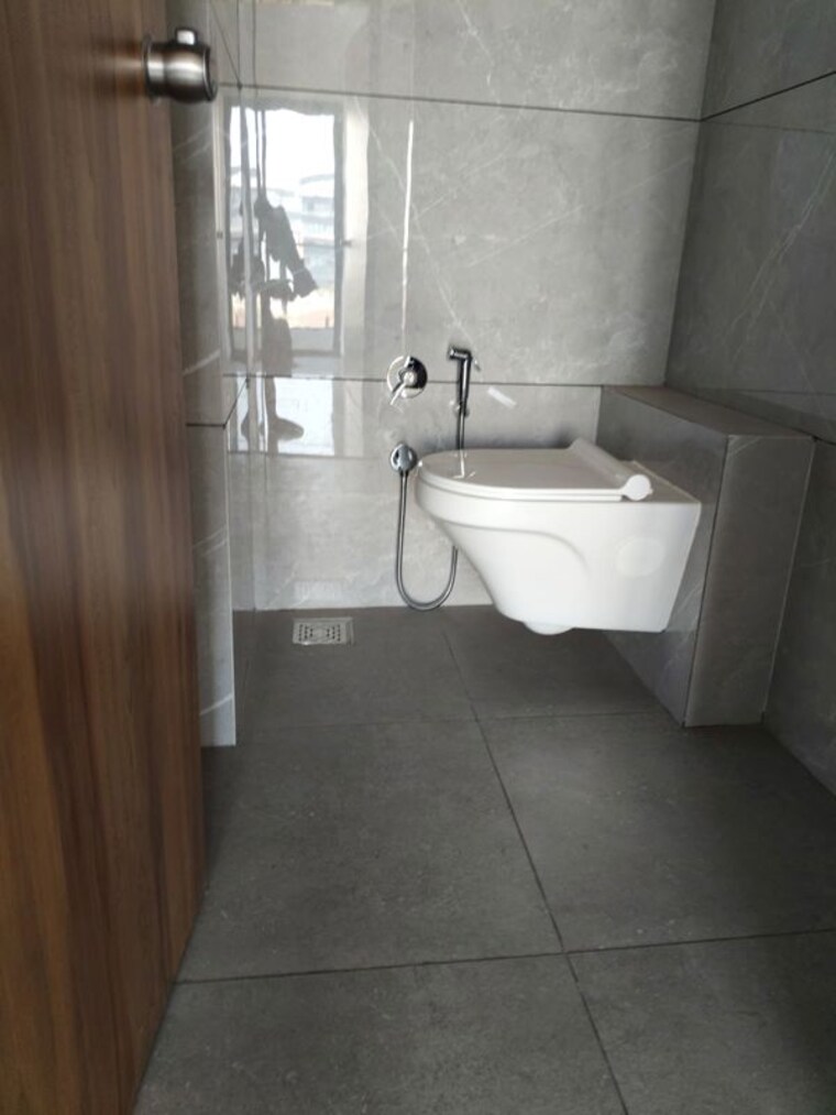 Bathroom, maruti-arise 3 Bedroom 1030 Sq.Ft. Apartment In Tandalja Vadodara 10679787