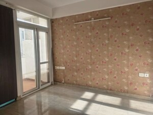 Room in 2 BHK Apartment at Nandini Metro Suites Bliss, Vaishali Sector 4 – for Sale
