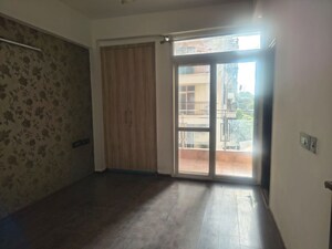 Room in 2 BHK Apartment at Nandini Metro Suites Bliss, Vaishali Sector 4 – for Sale
