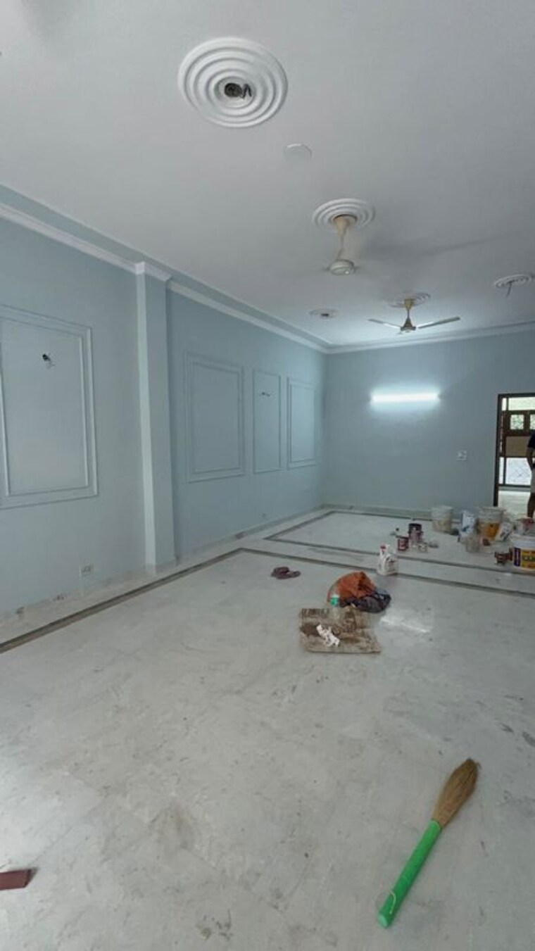 Living Room, kalkaji 3 Bedroom 2000 Sq.Ft. Builder Floor In Kalkaji Delhi 10679811