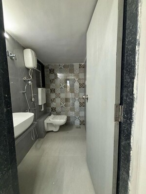 Bathroom in 1 BHK Apartment at Juna Palghar – for Sale