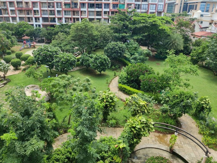 Garden, dona paula 3 Bedroom 1500 Sq.Ft. Apartment In Dona Paula Goa 10679867