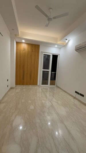 Room in 3 BHK Builder Floor at Shivalik Colony – for Sale