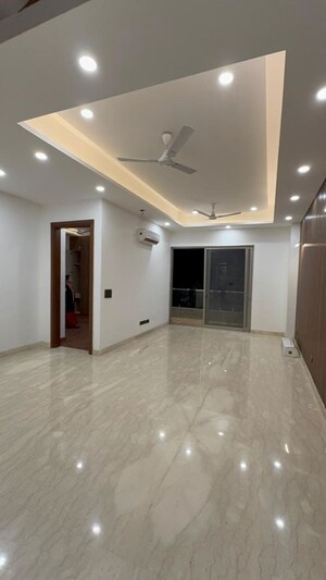 Room in 3 BHK Builder Floor at Shivalik Colony – for Sale