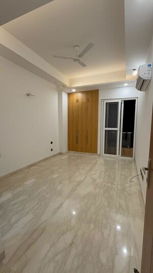 Room in 3 BHK Builder Floor at Shivalik Colony – for Sale