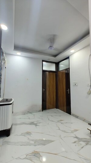 Living Room in 1 BHK Builder Floor at Govindpuri – for Rent