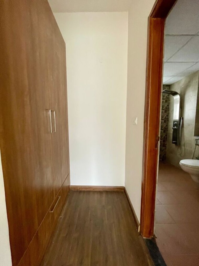 undefined, gazipur 3 Bedroom 1650 Sq.Ft. Apartment In Gazipur Zirakpur 10679870