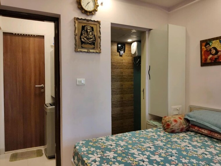 Bedroom, lodha-crown-quality-homes 2 Bedroom 501 Sq.Ft. Apartment In Majiwada Thane 10679890