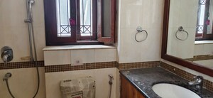 Bathroom in 5 BHK Villa at Eros Rosewood City, Sector 49 – for Rent