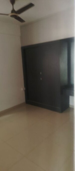 Room in 2.5 BHK Apartment at Urbanrise Spring Is In The Air, Ameenpur – for Rent