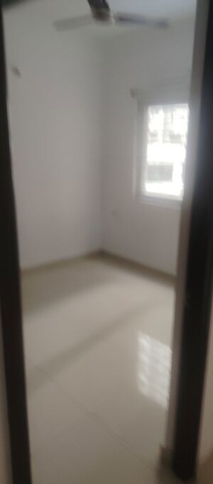 Room in 2.5 BHK Apartment at Urbanrise Spring Is In The Air, Ameenpur – for Rent