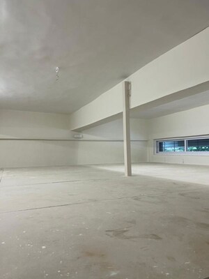 Room in  Office Space at Lower Parel West – for Rent