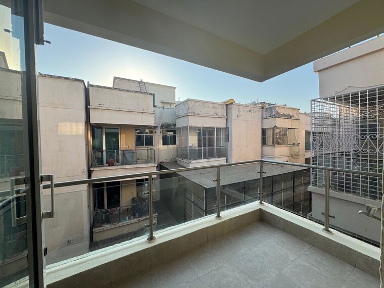 Balcony, ansal-esencia-mulberry-homes 3 Bedroom 1500 Sq.Ft. Builder Floor In Sector 67 Gurgaon 10679904