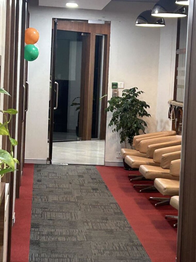 Balcony, lower parel west Commercial Office Space 2700 Sq.Ft. In Lower Parel West Mumbai 10679926