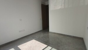 Room in 2 BHK Apartment at Prestige Jasdan Classic, Mahalaxmi – for Rent