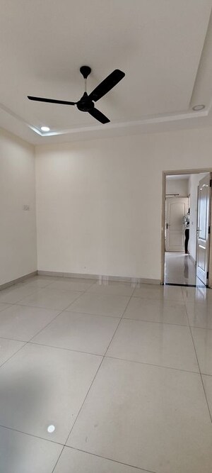 Room in 3 BHK Villa at Saddu – for Rent