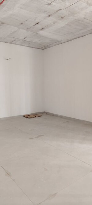 Room in  Office Space at Mowa – for Rent