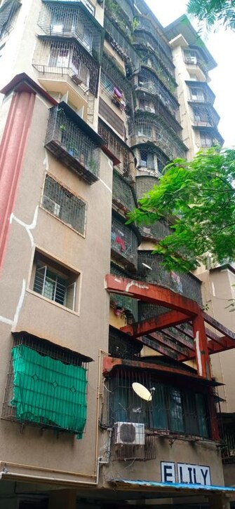 2 BHK +  1200 Sq.Ft. Apartment in Jalvaiyu Vihar