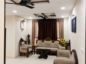 Living Room in 2 BHK Apartment at Gangapur Road – for Rent