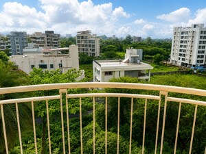 Balcony in 2 BHK Apartment at Gangapur Road – for Rent