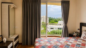 Master Bedroom in 2 BHK Apartment at Gangapur Road – for Rent