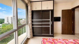 Room in 2 BHK Apartment at Gangapur Road – for Rent