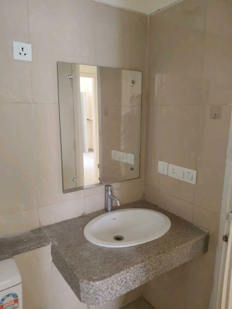 Bathroom, sector 23 2 Bedroom 1200 Sq.Ft. Builder Floor In Sector 23 Gurgaon 10680031