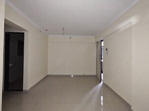Room in 1 BHK Apartment at Unnati Woods CHS, Kasarvadavali – for Rent