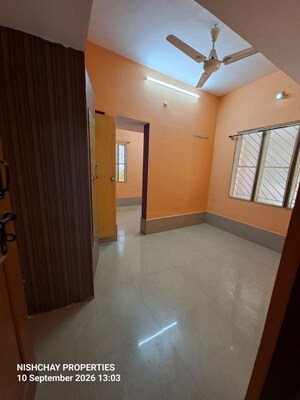 Bedroom in 2 BHK Independent House at Hbr Layout – for Rent