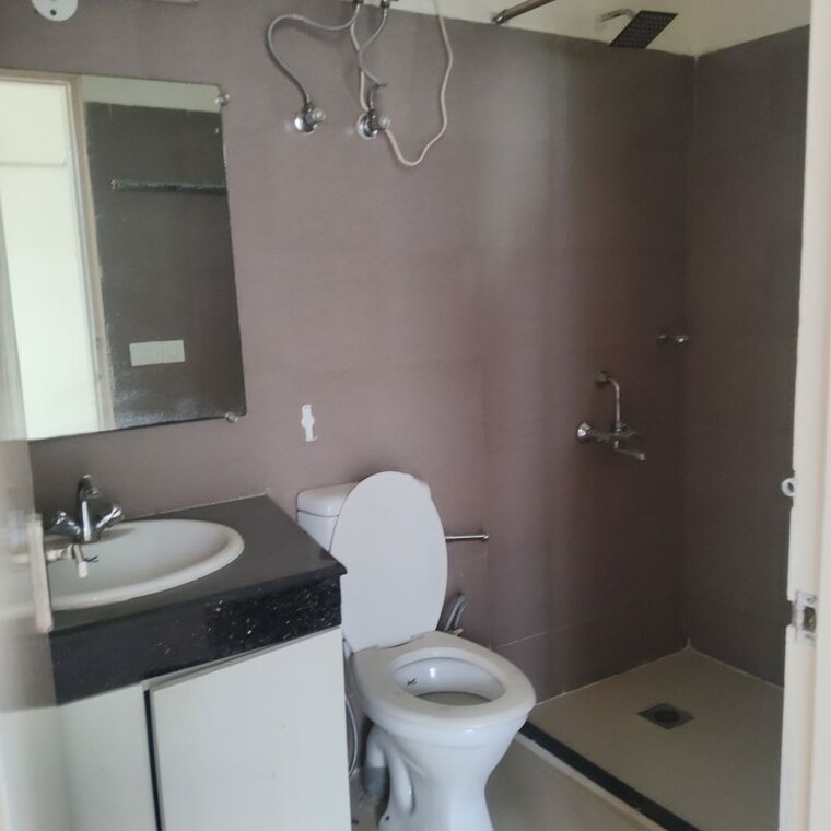 Team Area, pioneer-park-phase-1 3 Bedroom 1700 Sq.Ft. Apartment In Sector 61 Gurgaon 10680024