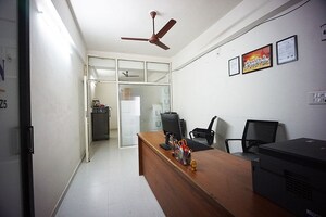 Kitchen in  Shop at Naroda – for Sale