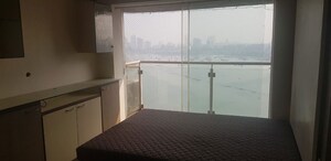 Room in 3 BHK Apartment at Colaba – for Rent